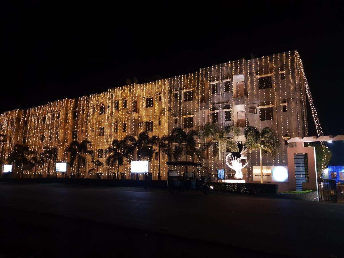 Panthashala Santiniketan Hotel Sri Niketan Exterior foto